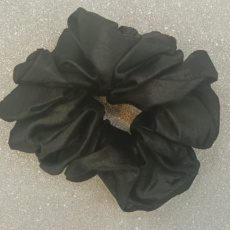 scrunchie large black