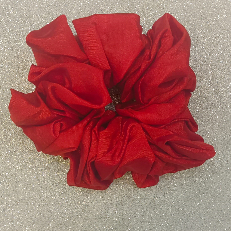 scrunchie large red