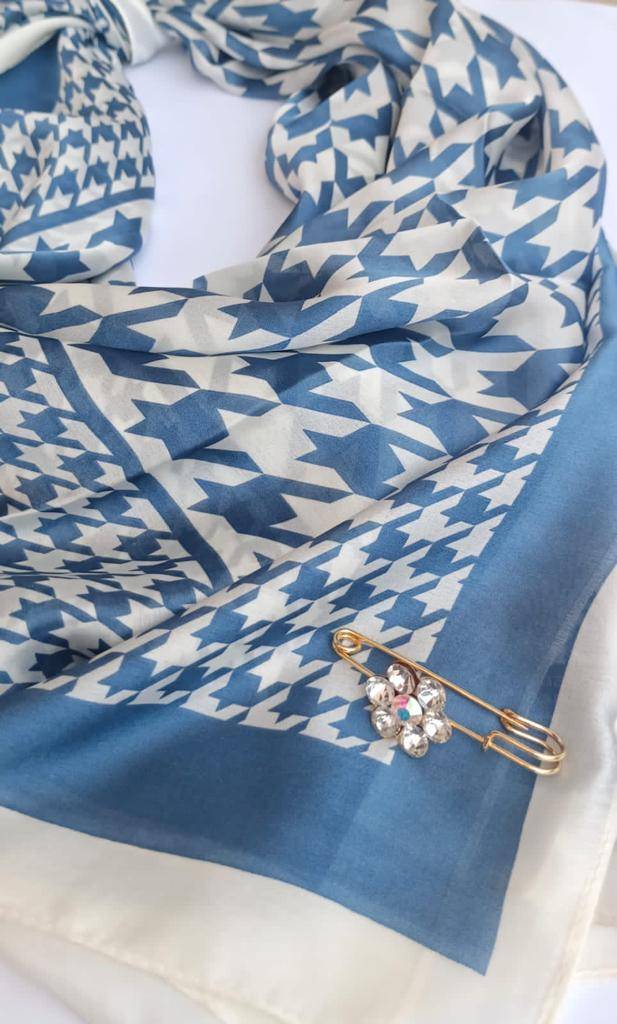 silk scarfs blue and white (1)